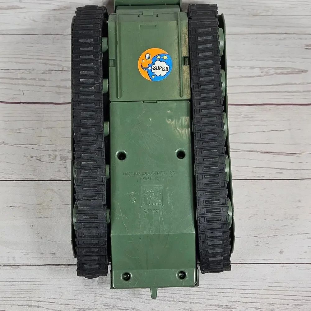 Hasbro G.I. Joe M.O.B.A.T. Tank 1982 Vehicle Military *Incomplete *Untested
